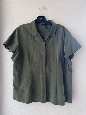 REI Olive Green Short-Sleeve Button-Down Camp Shirt XL